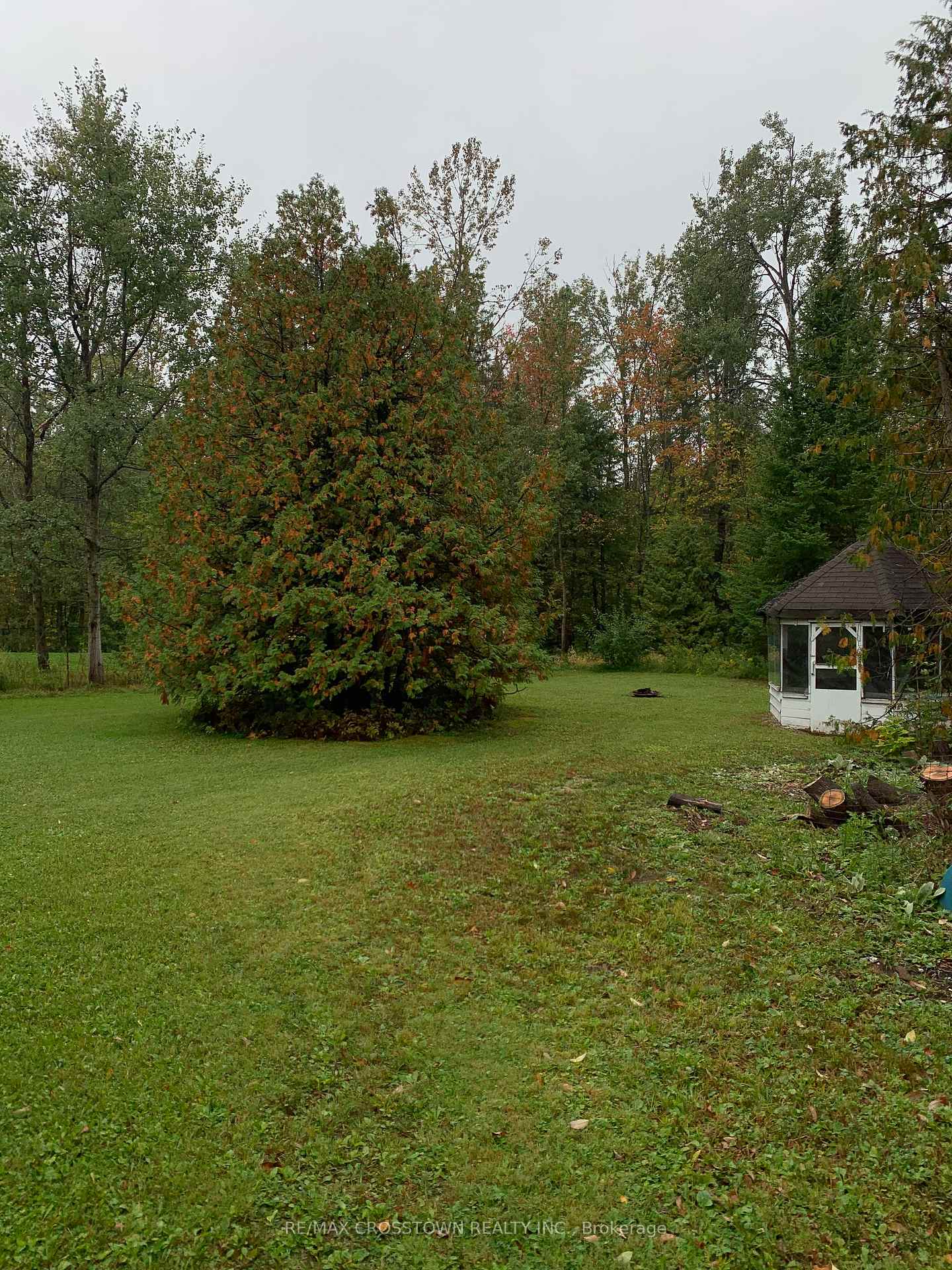 Photo 2 of 1470 Gill Road, Springwater, Rural Springwater — HOMEH