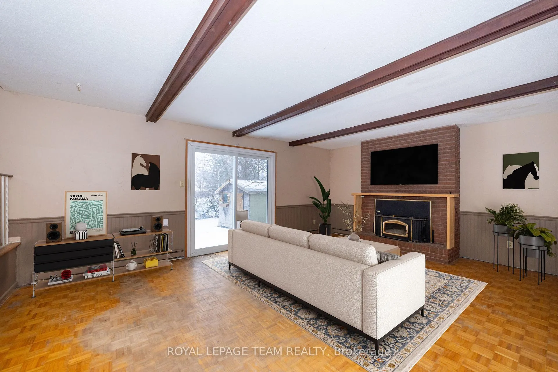 Photo 19 of 7 Coolbrook Cr, Ottawa, Munster — HOMEH