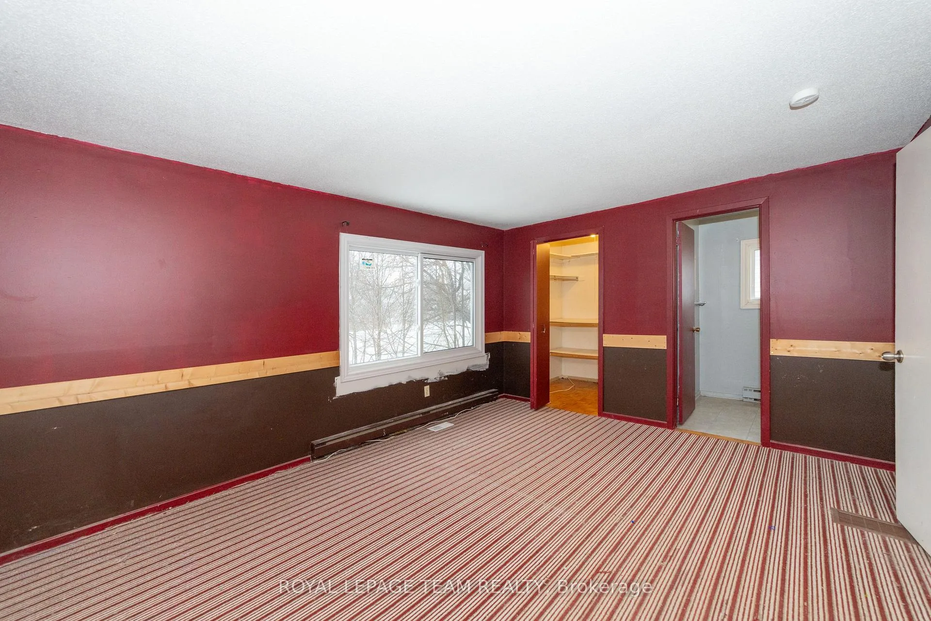 Photo 28 of 7 Coolbrook Cr, Ottawa, Munster — HOMEH
