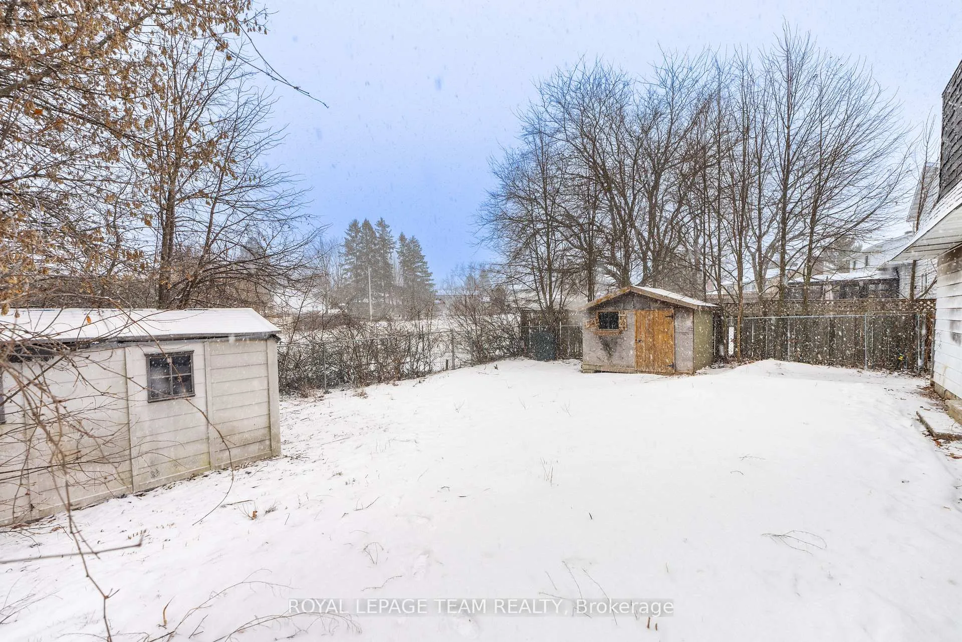 Photo 45 of 7 Coolbrook Cr, Ottawa, Munster — HOMEH