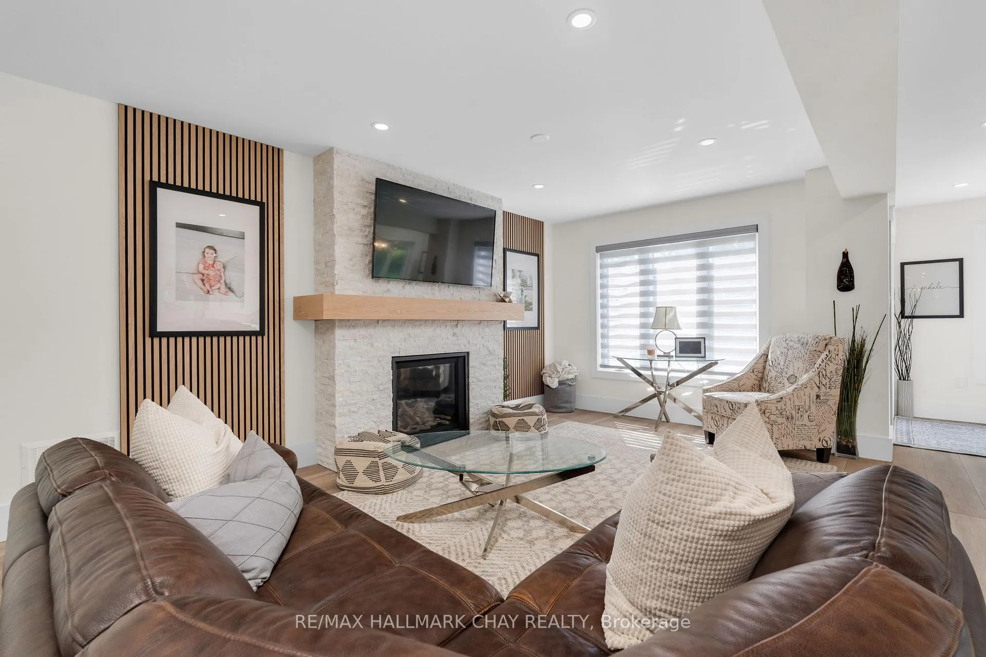 Photo 3 of 3 Heatherwood Drive, Springwater, Midhurst — HOMEH