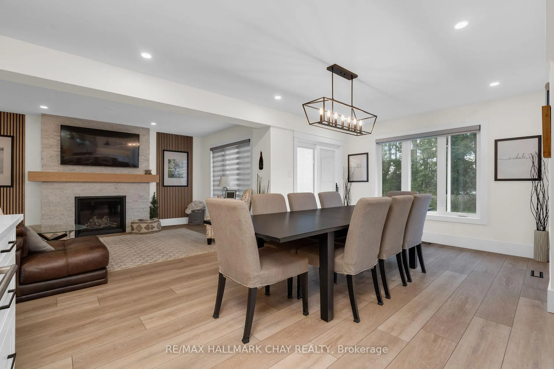 Photo 6 of 3 Heatherwood Drive, Springwater, Midhurst — HOMEH