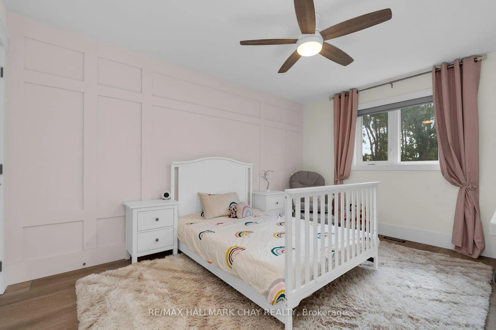 Photo 21 of 3 Heatherwood Drive, Springwater, Midhurst — HOMEH