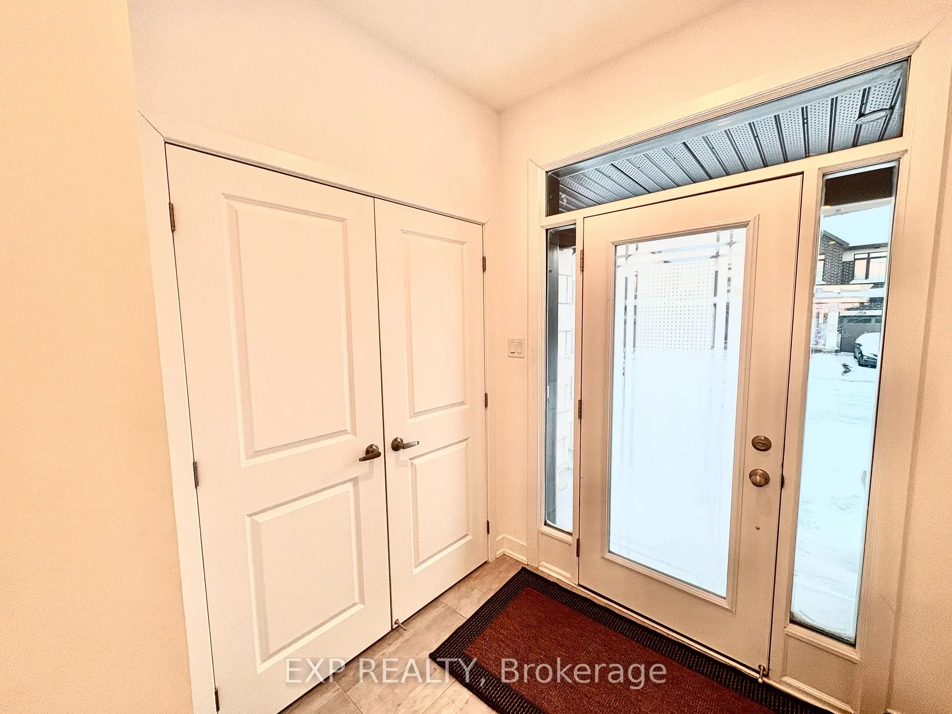 Photo 2 of 261 Finsbury Avenue, Ottawa, Stittsville (South) — HOMEH