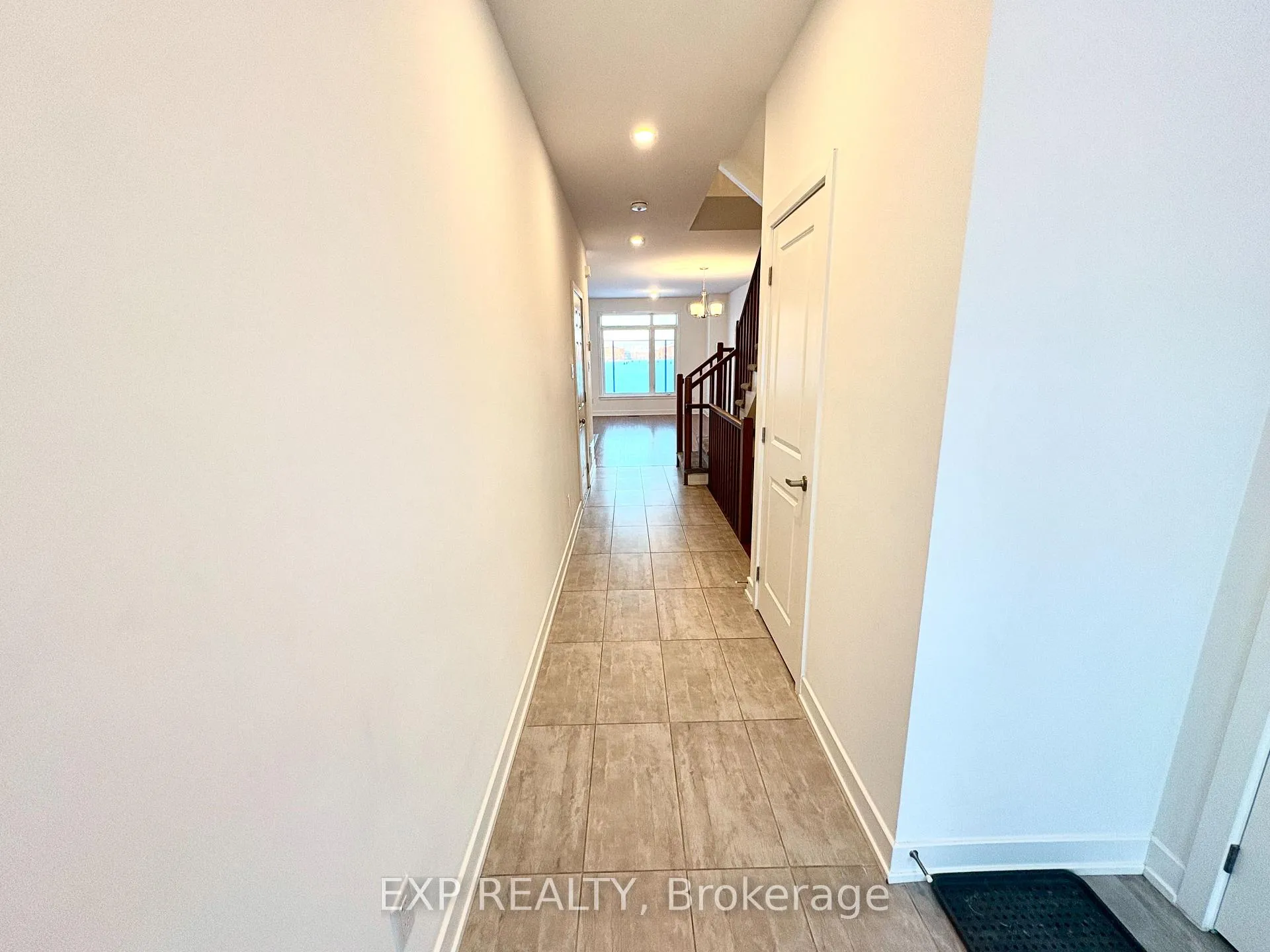 Photo 3 of 261 Finsbury Avenue, Ottawa, Stittsville (South) — HOMEH