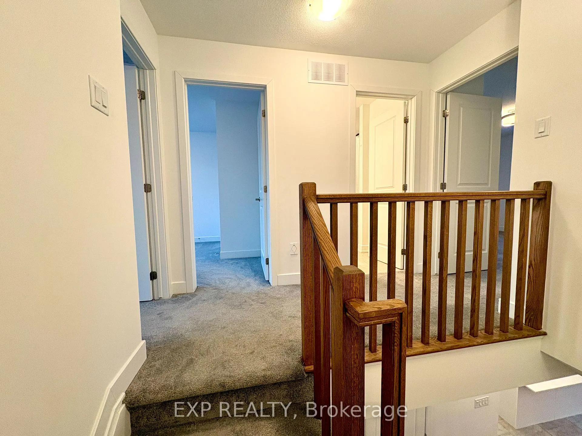 Photo 14 of 261 Finsbury Avenue, Ottawa, Stittsville (South) — HOMEH
