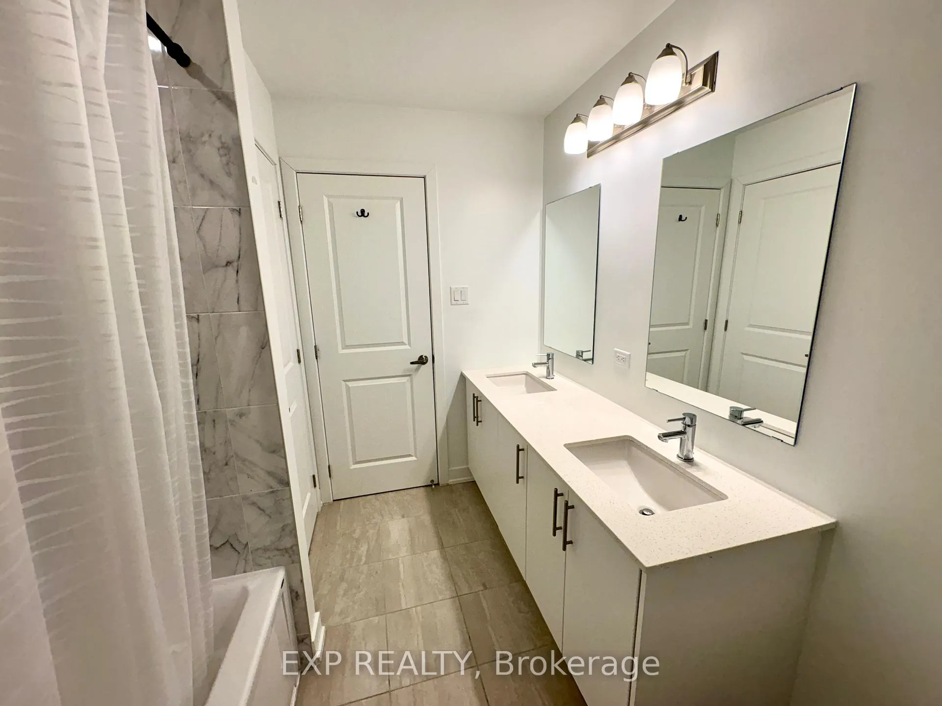 Photo 24 of 261 Finsbury Avenue, Ottawa, Stittsville (South) — HOMEH