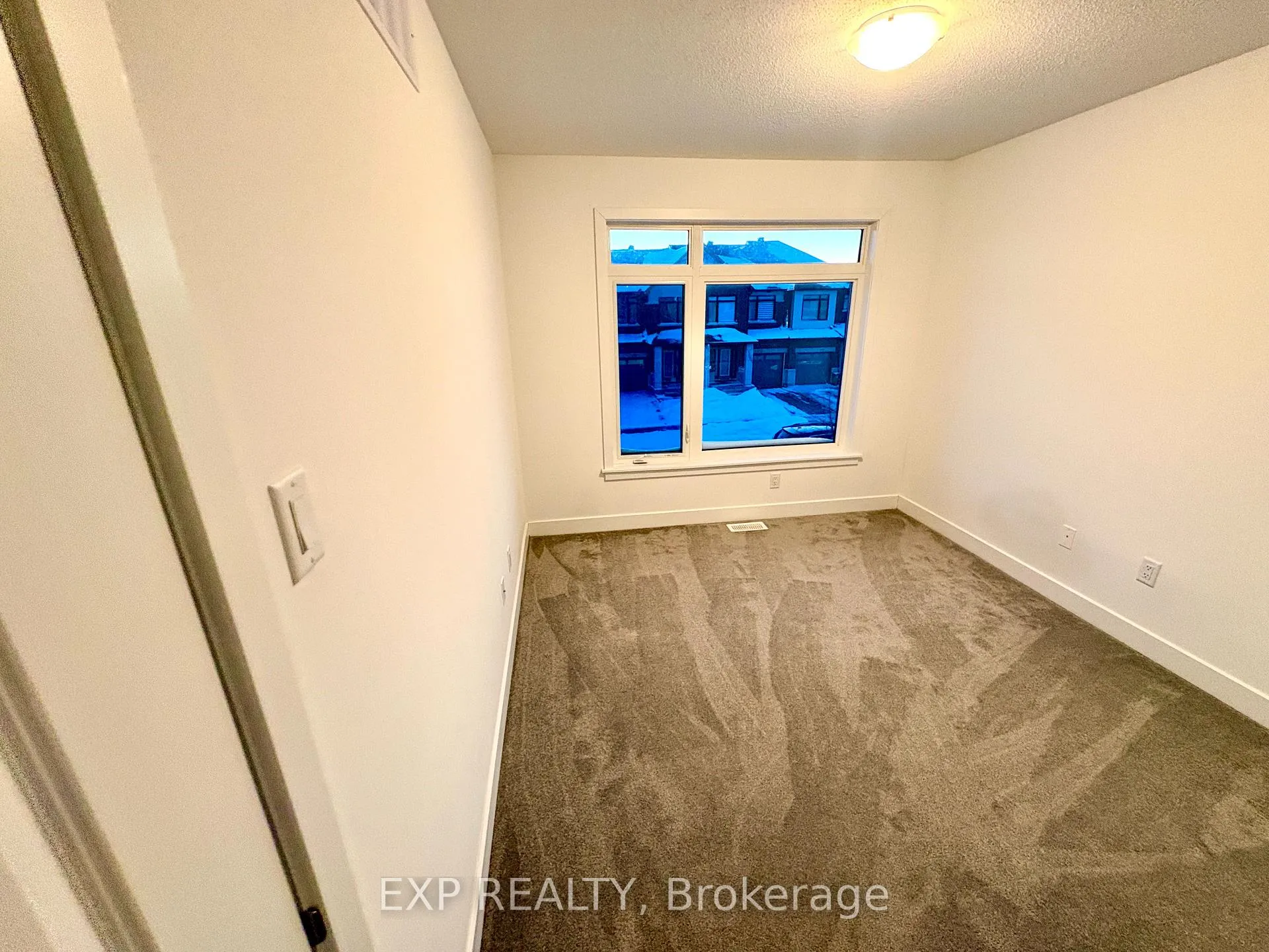 Photo 26 of 261 Finsbury Avenue, Ottawa, Stittsville (South) — HOMEH