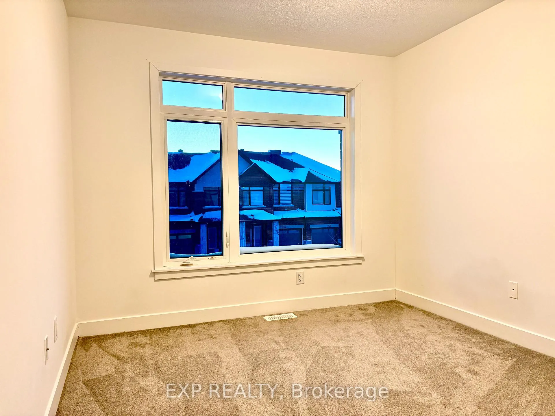 Photo 27 of 261 Finsbury Avenue, Ottawa, Stittsville (South) — HOMEH