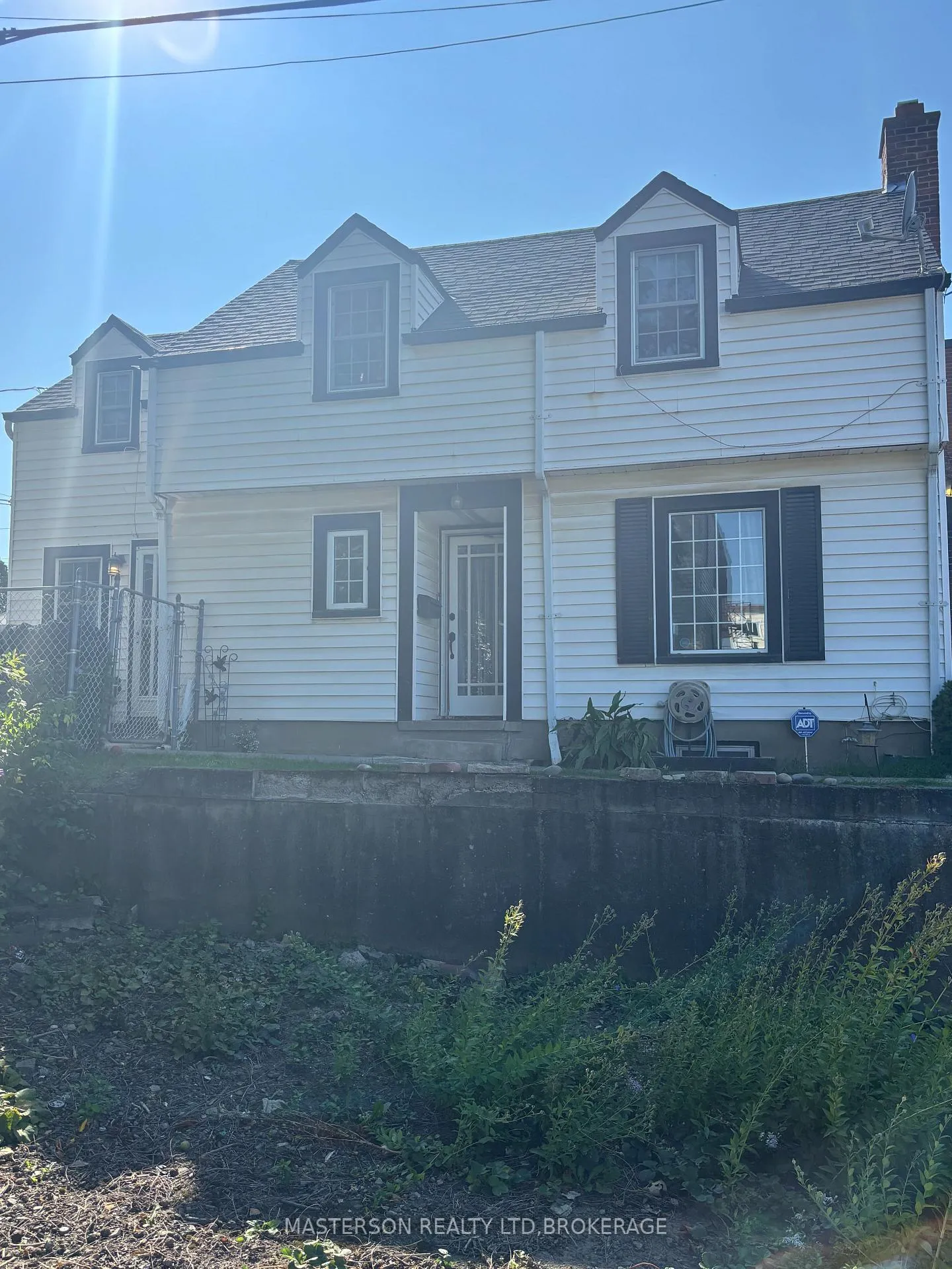 Photo 2 of 12 Chestnut Street E, St. Catharines, Oakdale — HOMEH