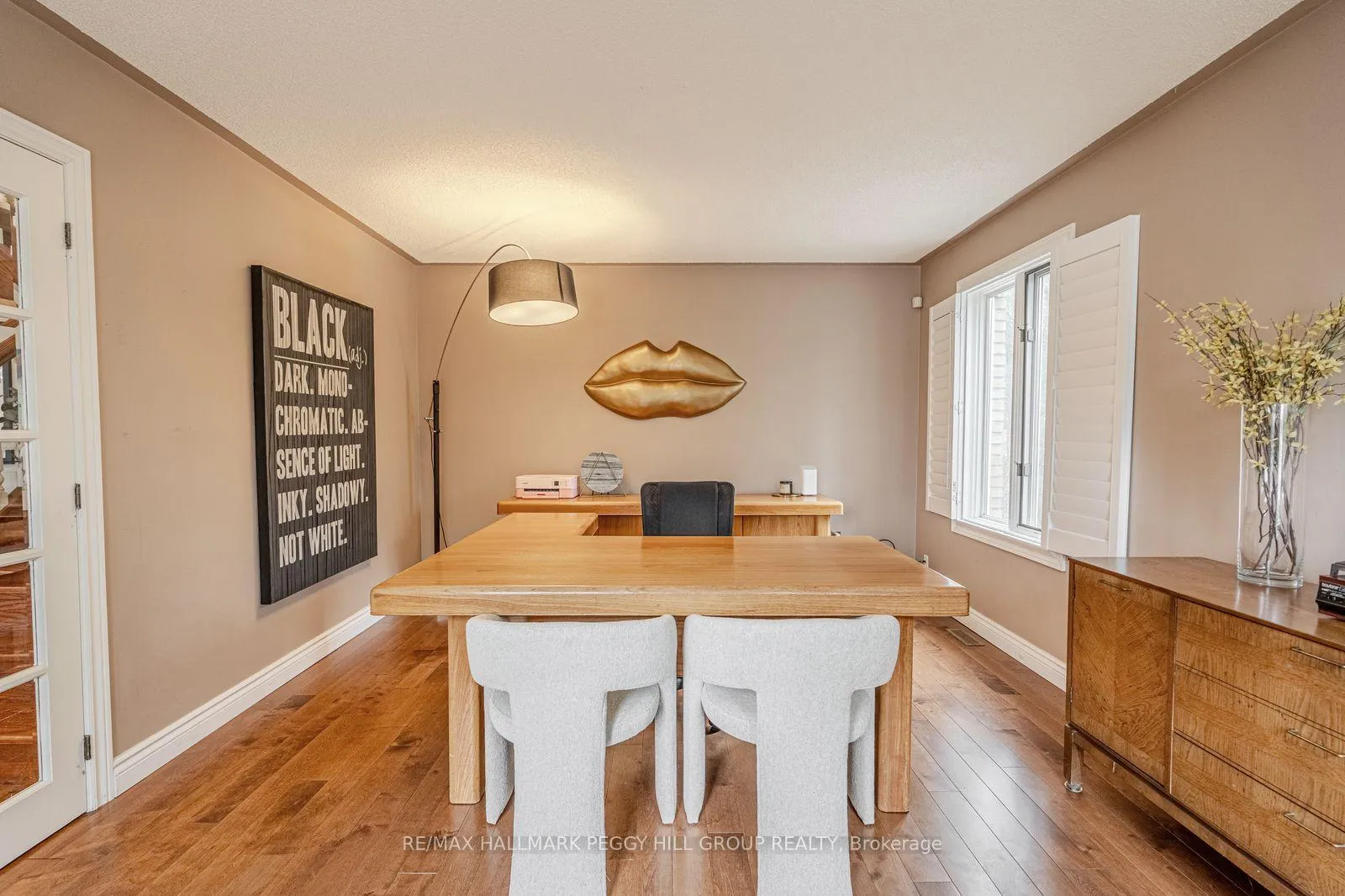Photo 11 of 24 Willow Bay Drive, Springwater, Midhurst — HOMEH