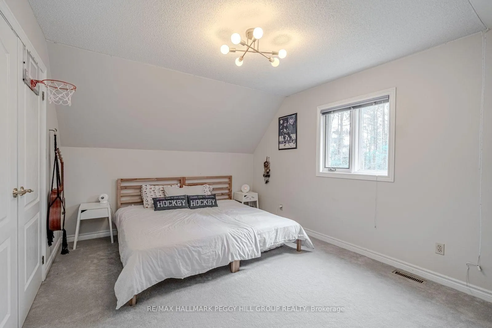 Photo 18 of 24 Willow Bay Drive, Springwater, Midhurst — HOMEH