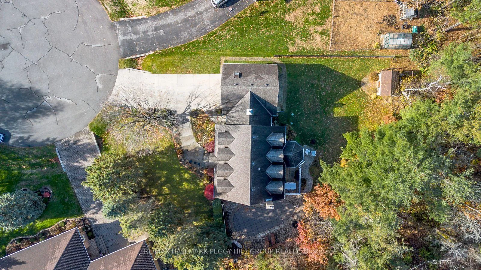 Photo 25 of 24 Willow Bay Drive, Springwater, Midhurst — HOMEH