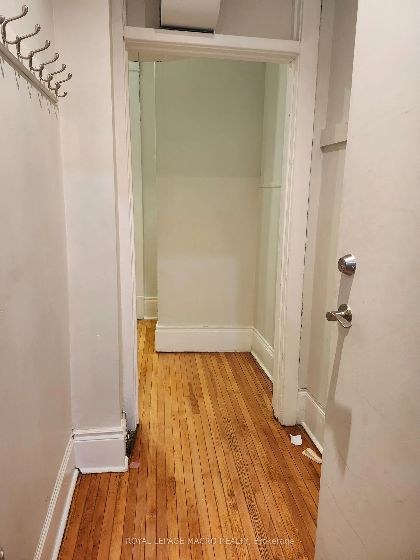 Photo 4 of Unit 2A, 118 St. Paul Street, St. Catharines, Downtown — HOMEH