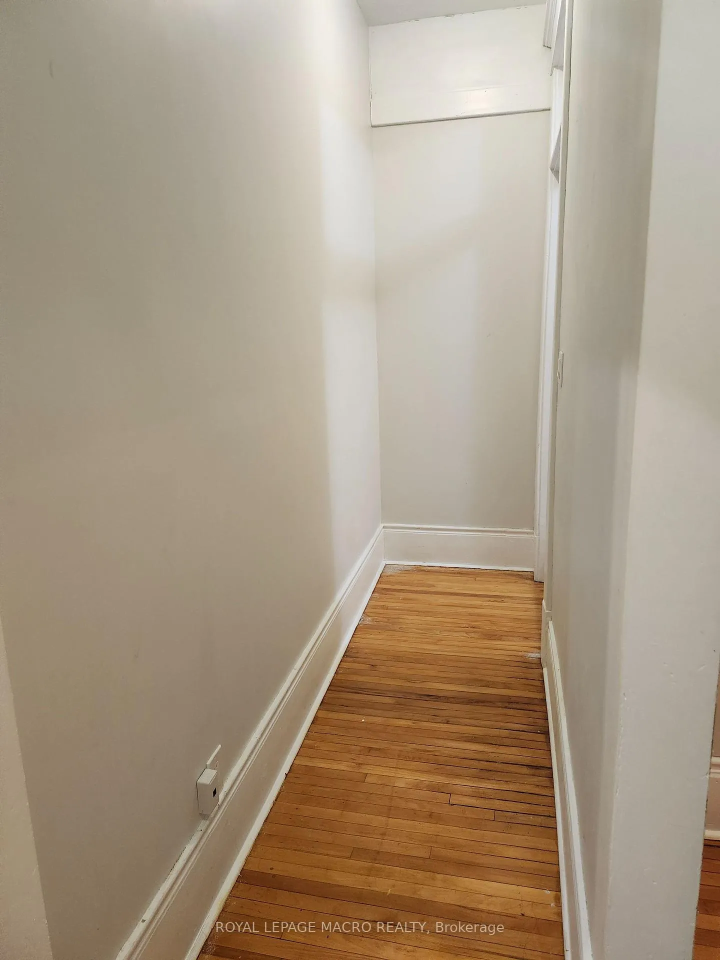Photo 6 of Unit 2A, 118 St. Paul Street, St. Catharines, Downtown — HOMEH