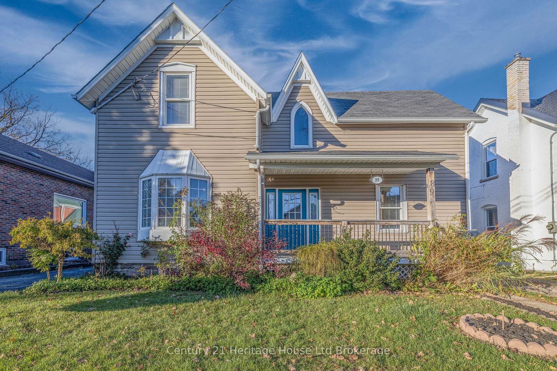 Front of 89 Scott Street