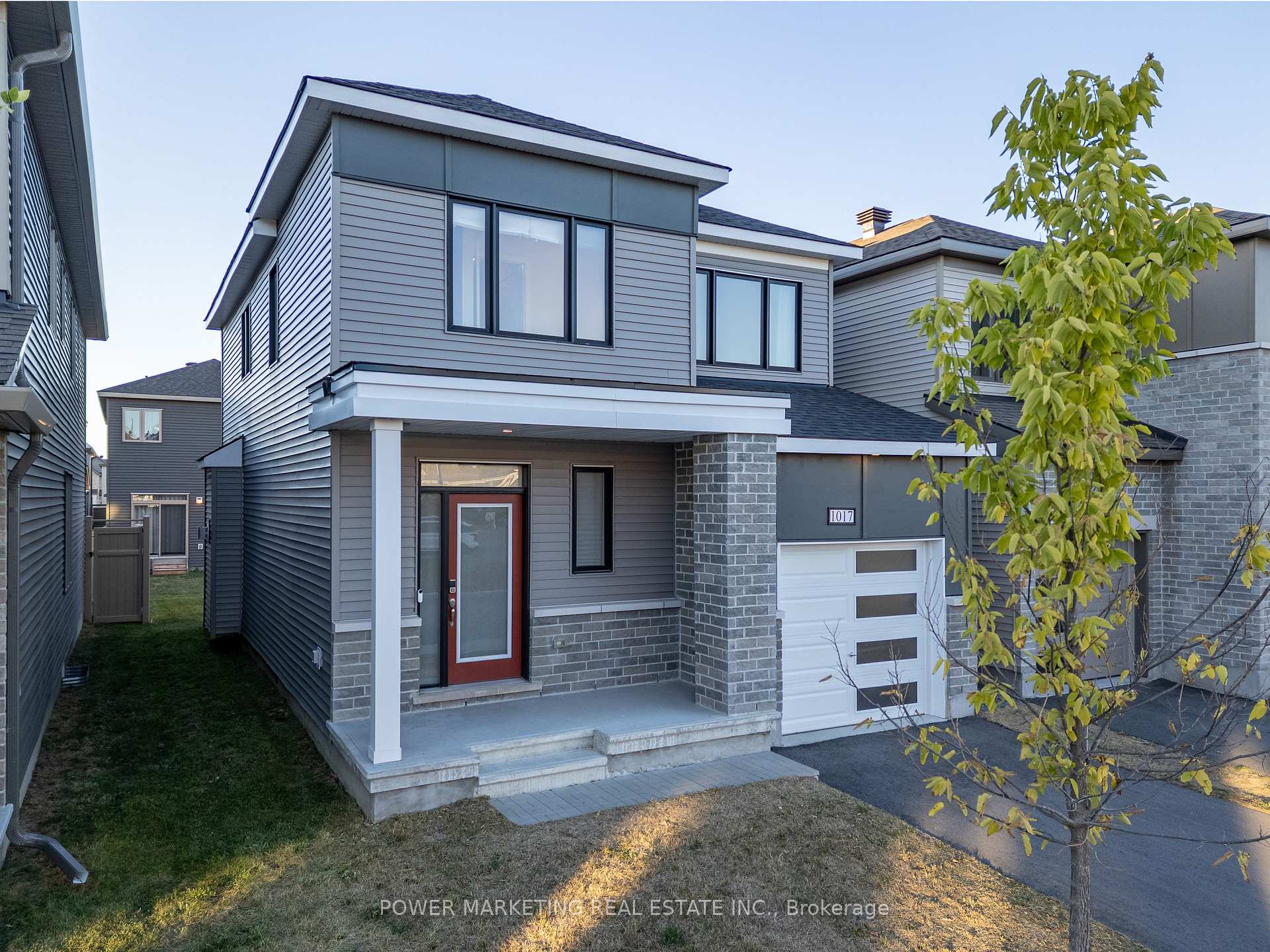 Photo 3 of 1017 Curraglass Walk, Ottawa, Stittsville (North) — HOMEH
