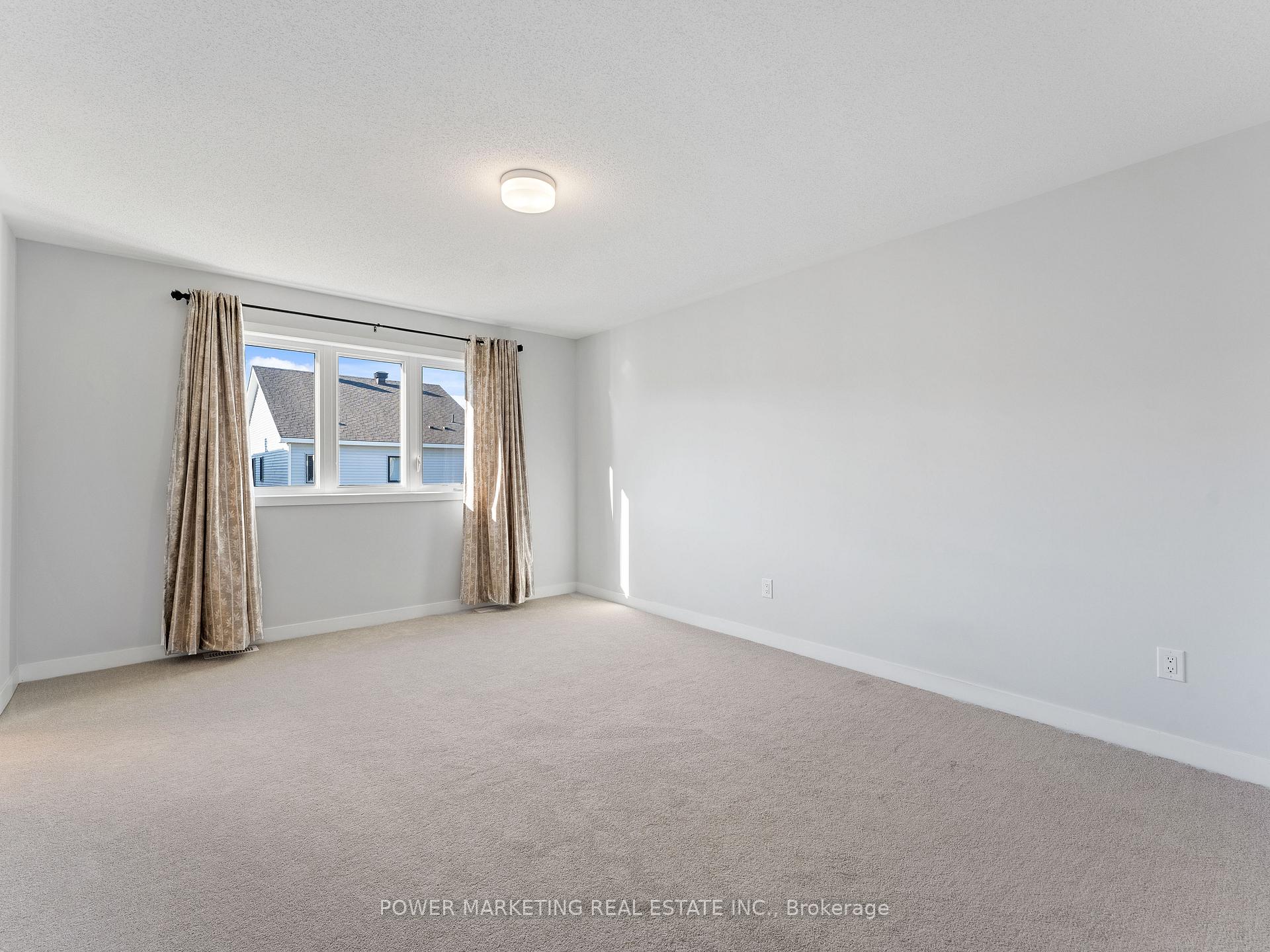 Photo 16 of 1017 Curraglass Walk, Ottawa, Stittsville (North) — HOMEH