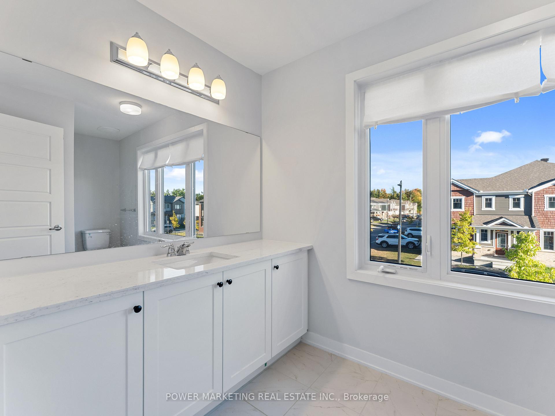 Photo 20 of 1017 Curraglass Walk, Ottawa, Stittsville (North) — HOMEH