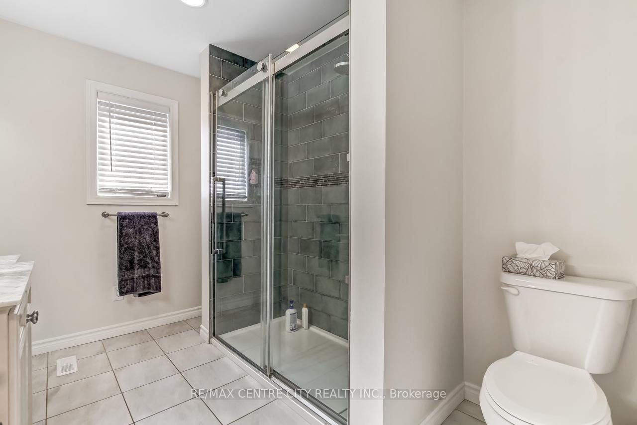 Photo 12 of 5 Faith Boulevard, St. Thomas — HOMEH