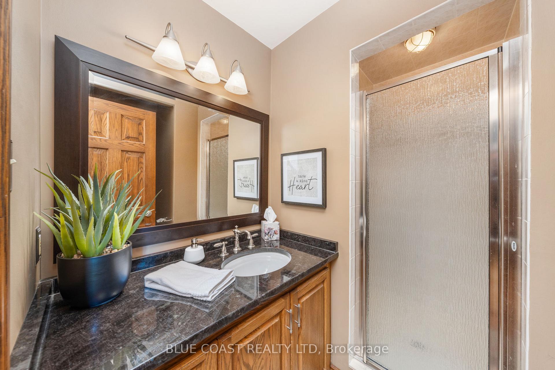 Photo 17 of 1031 St Clair Parkway, St. Clair — HOMEH