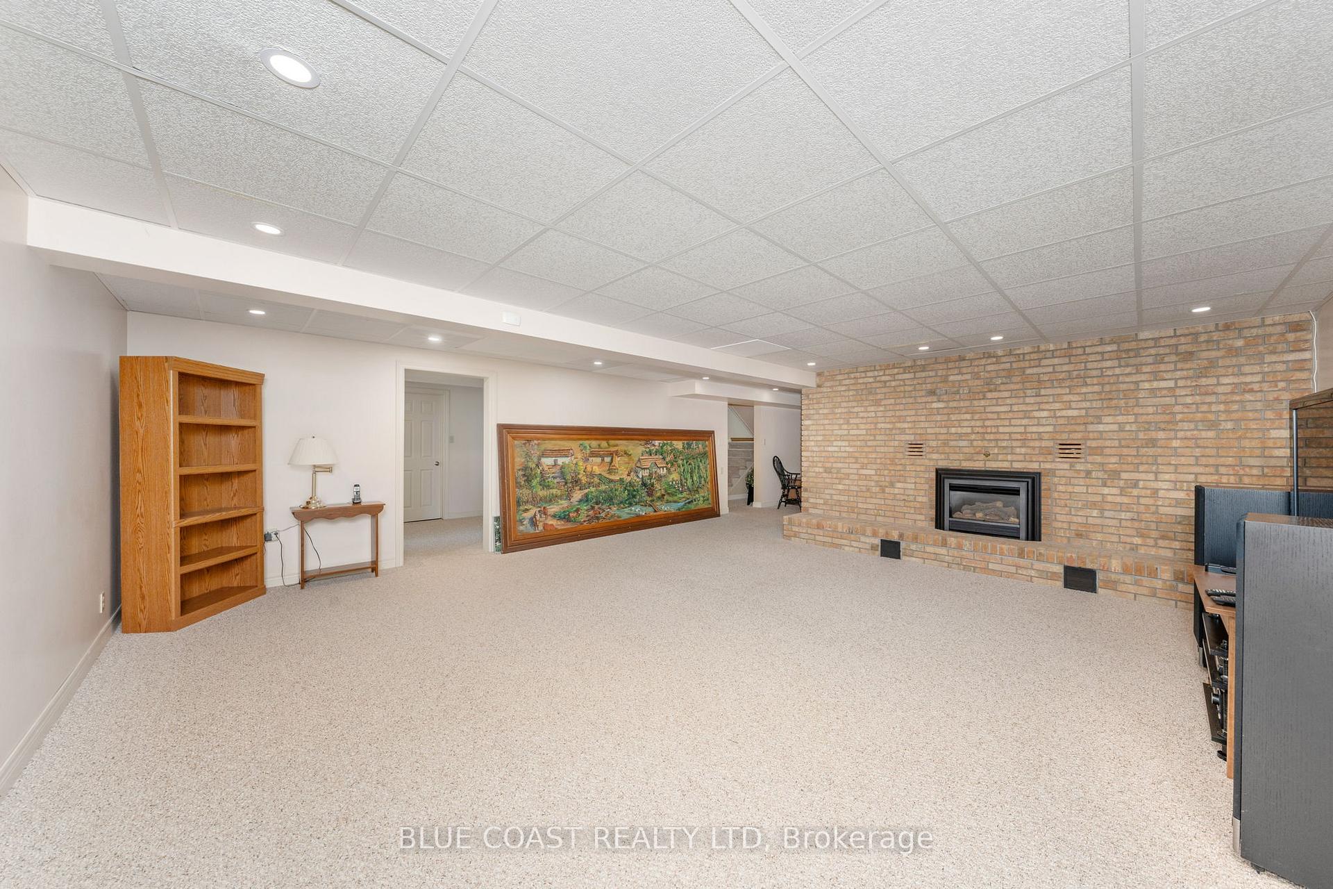 Photo 33 of 1031 St Clair Parkway, St. Clair — HOMEH