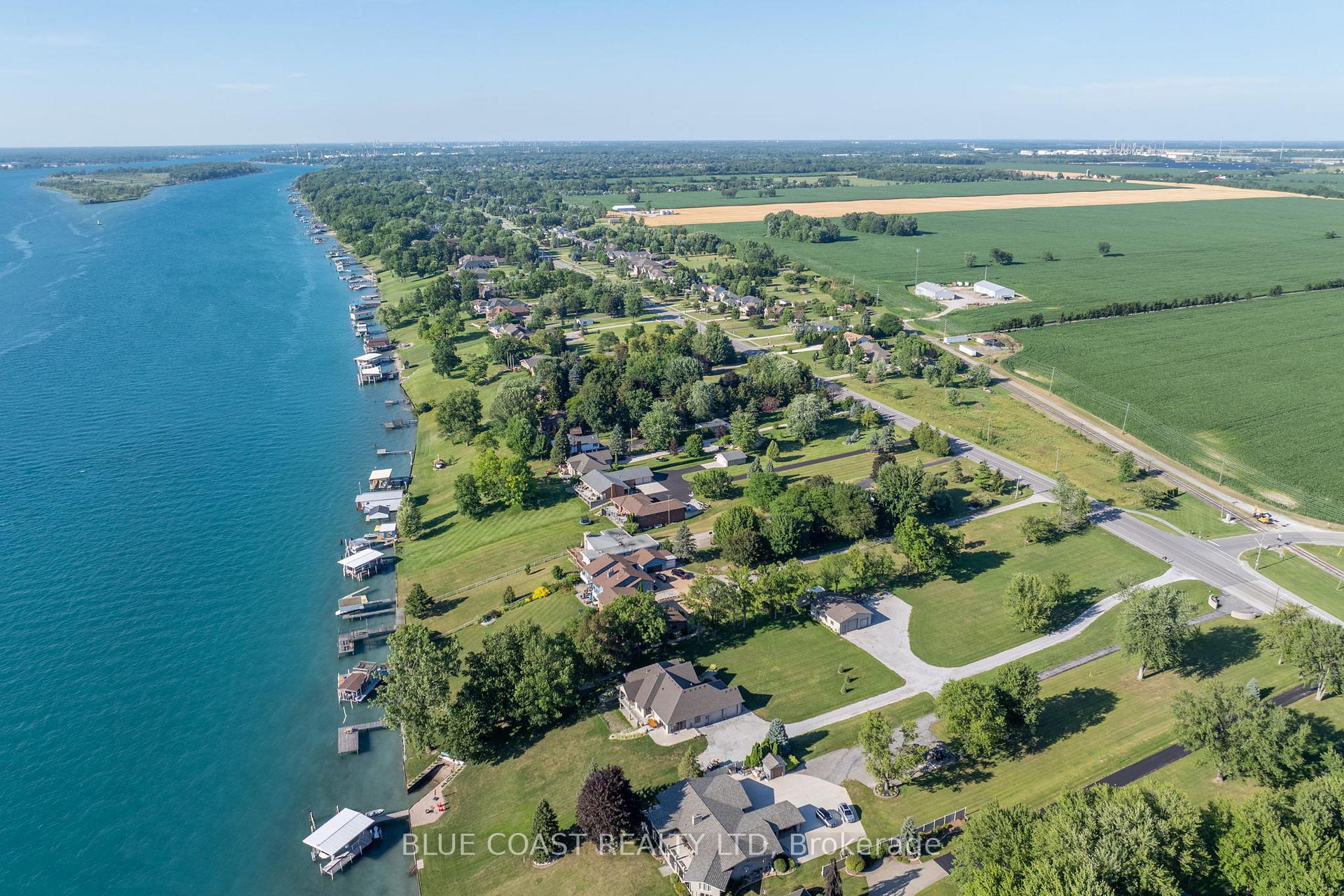 Photo 49 of 1031 St Clair Parkway, St. Clair — HOMEH