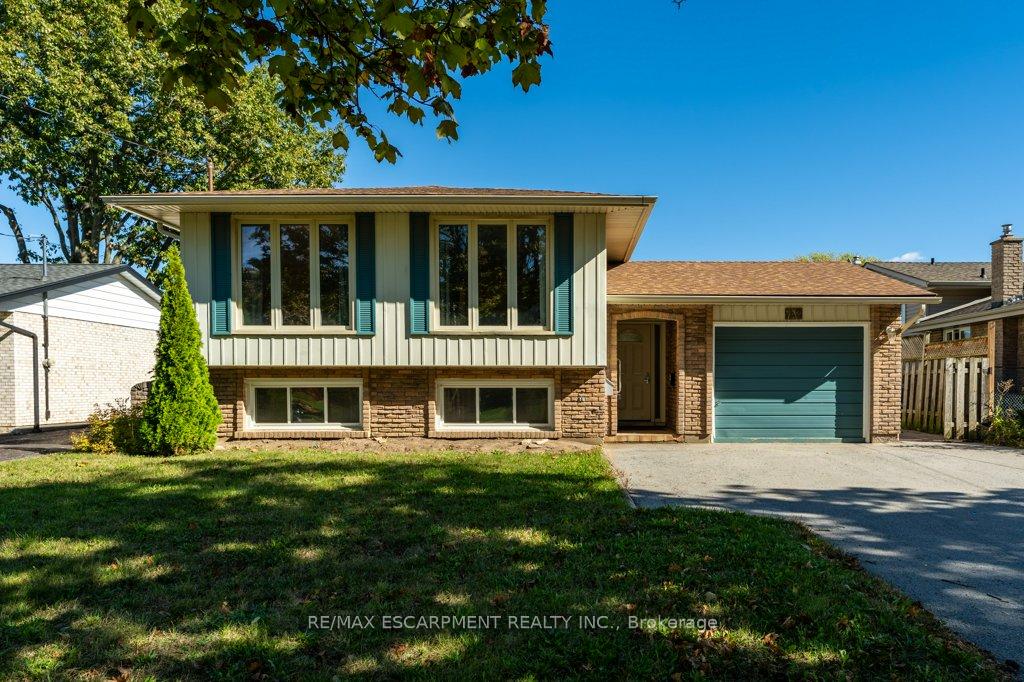 Photo 1 of 12 Shoreline Drive, St. Catharines, Lakeshore — HOMEH