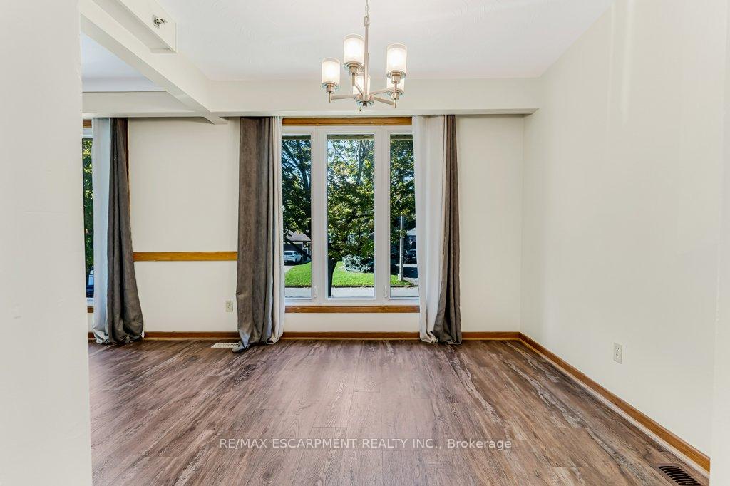 Photo 12 of 12 Shoreline Drive, St. Catharines, Lakeshore — HOMEH