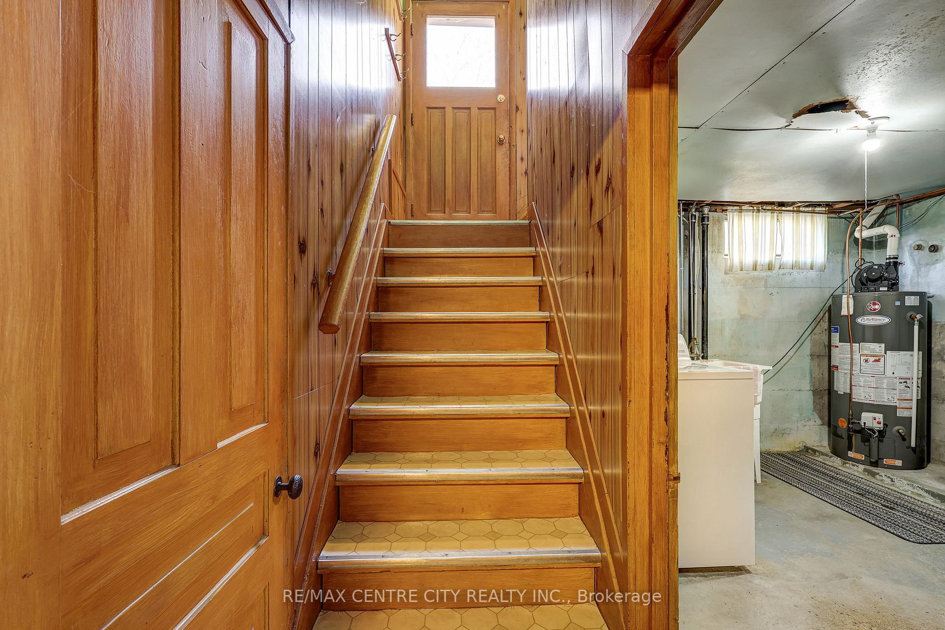 Photo 20 of 4 Brant Avenue, St. Thomas — HOMEH