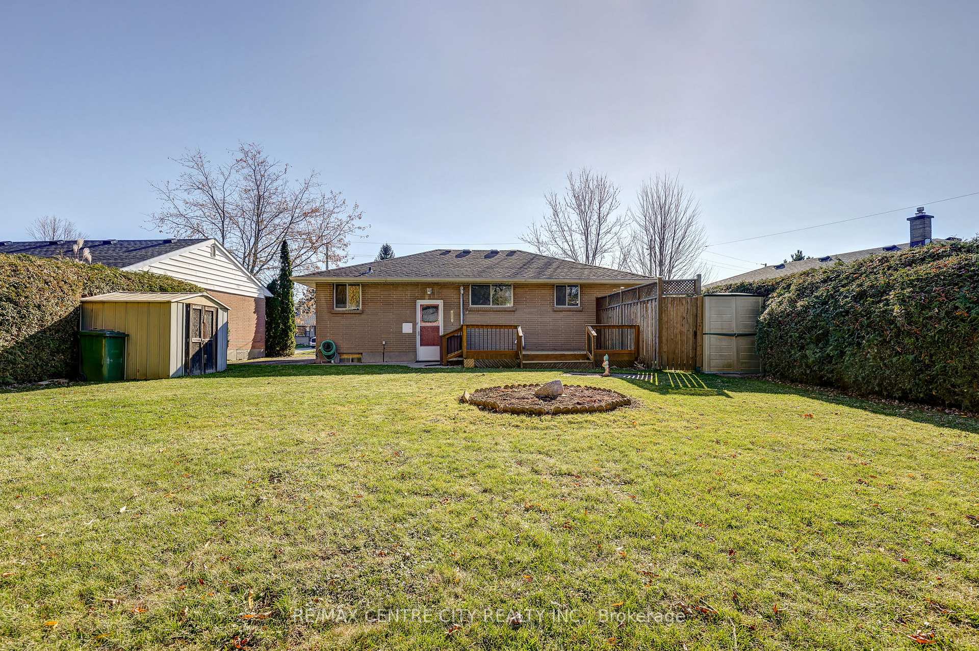 Photo 31 of 4 Brant Avenue, St. Thomas — HOMEH