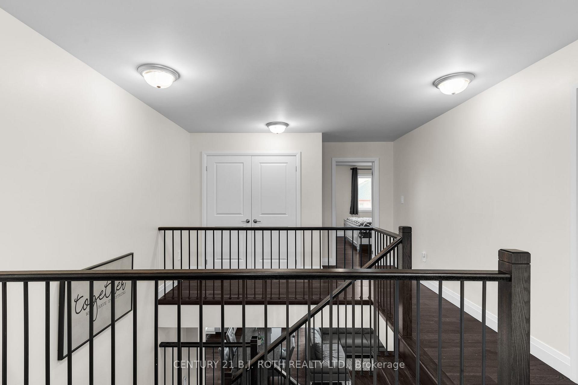 Photo 17 of 137 Ritchie Crescent, Springwater, Elmvale — HOMEH