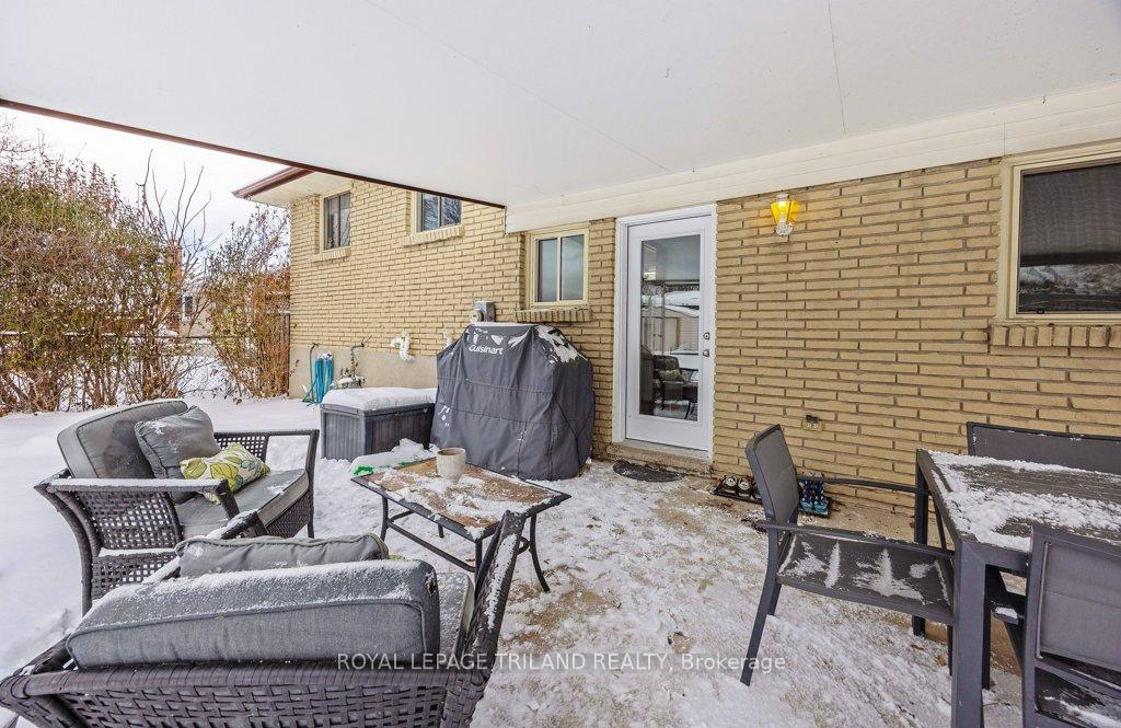 Photo 35 of 15 Stirling Crescent, St. Thomas — HOMEH