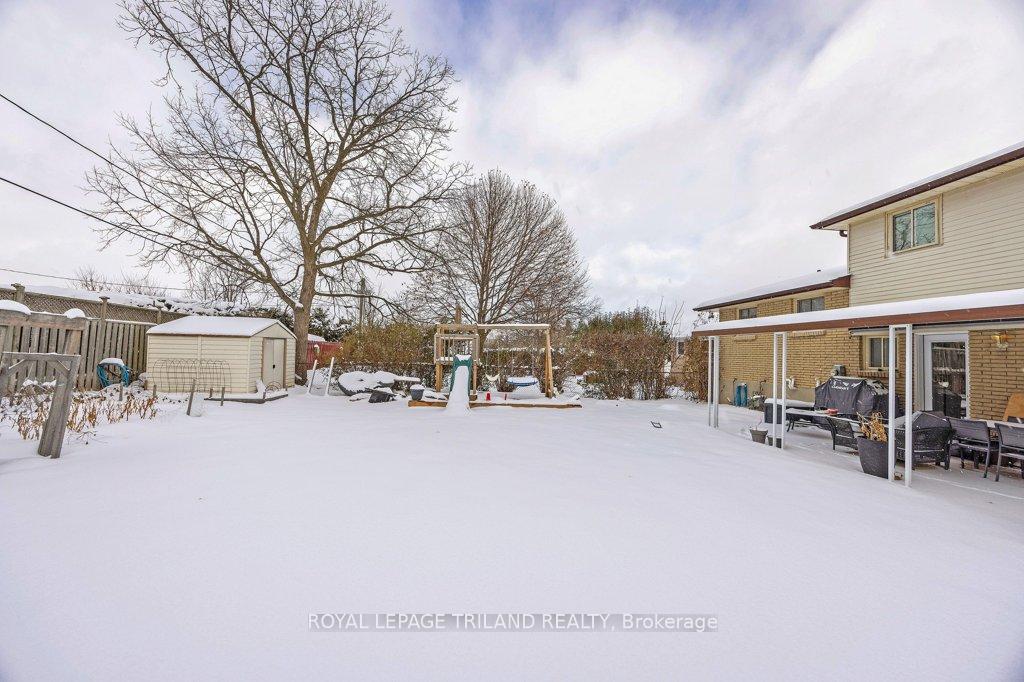 Photo 37 of 15 Stirling Crescent, St. Thomas — HOMEH