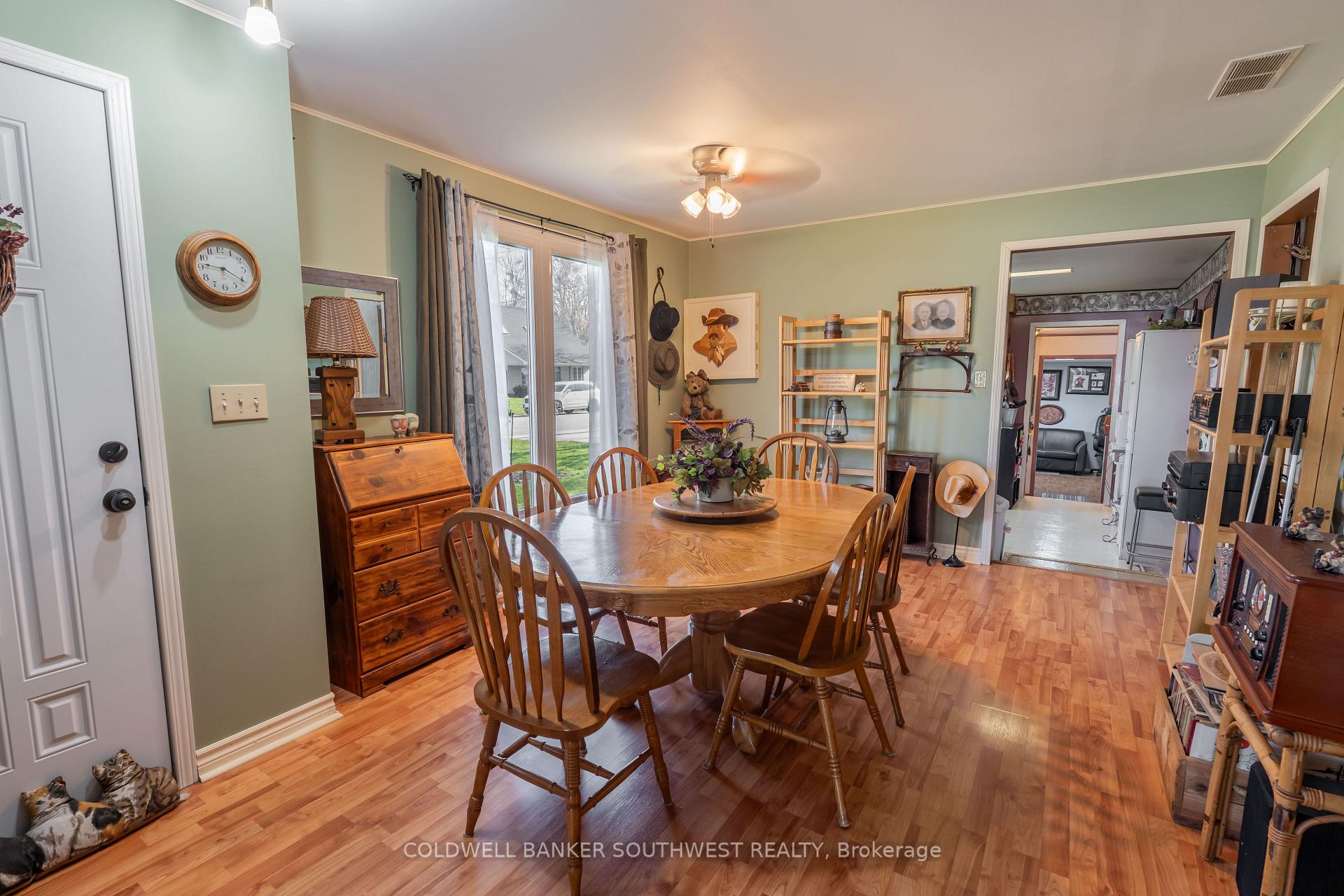 Photo 9 of 479 William Street, St. Clair — HOMEH