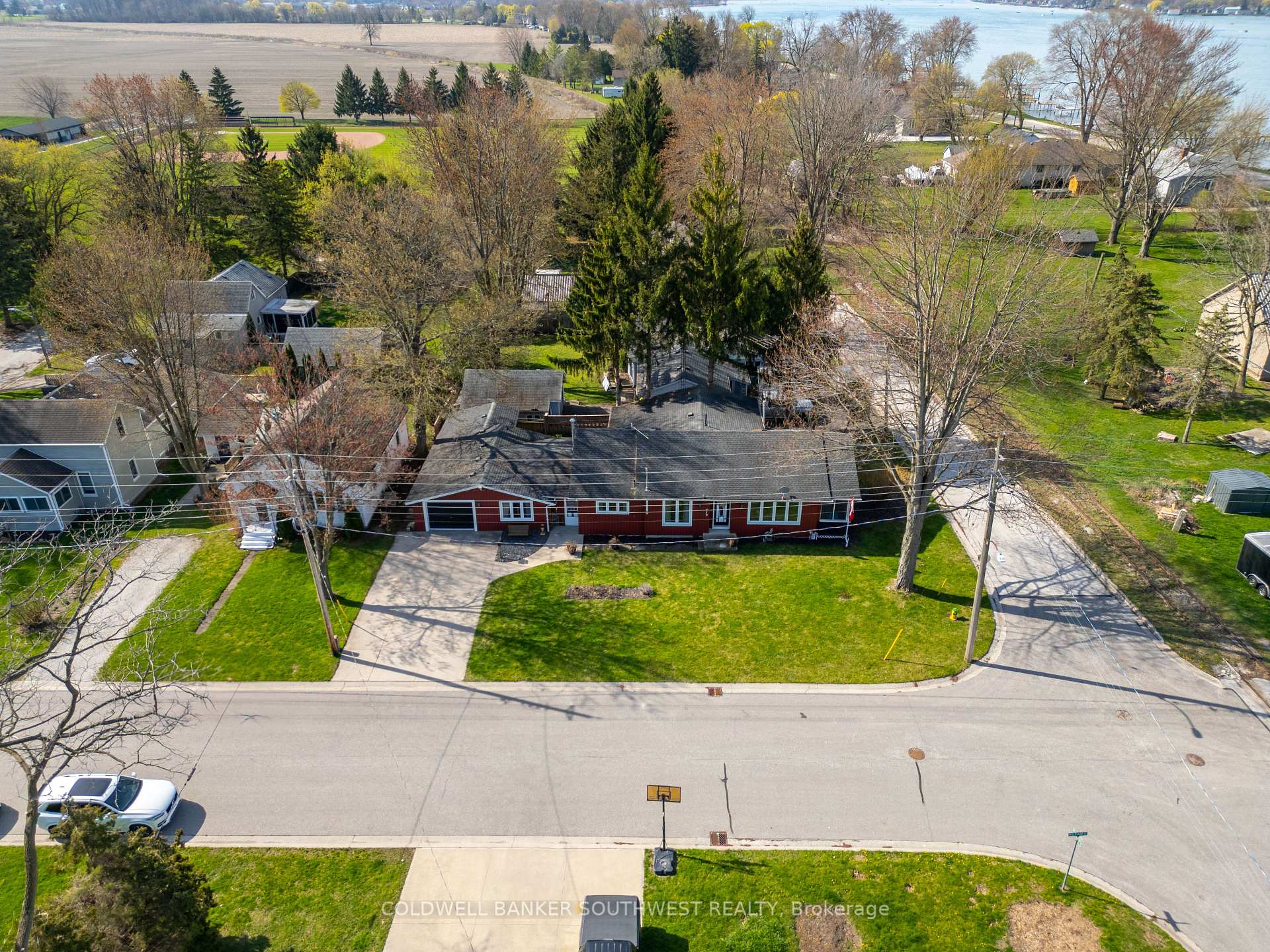 Photo 28 of 479 William Street, St. Clair — HOMEH
