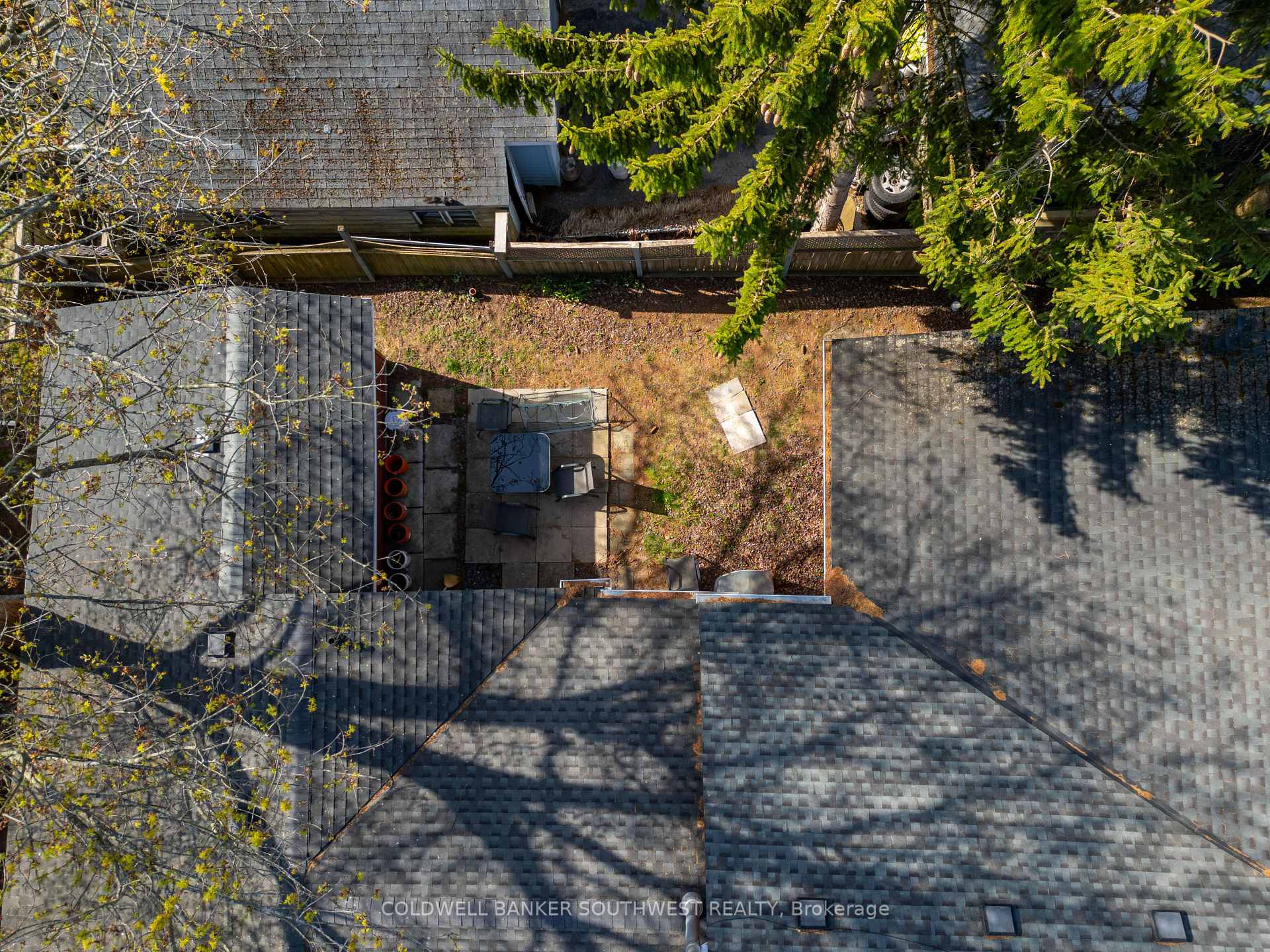 Photo 29 of 479 William Street, St. Clair — HOMEH
