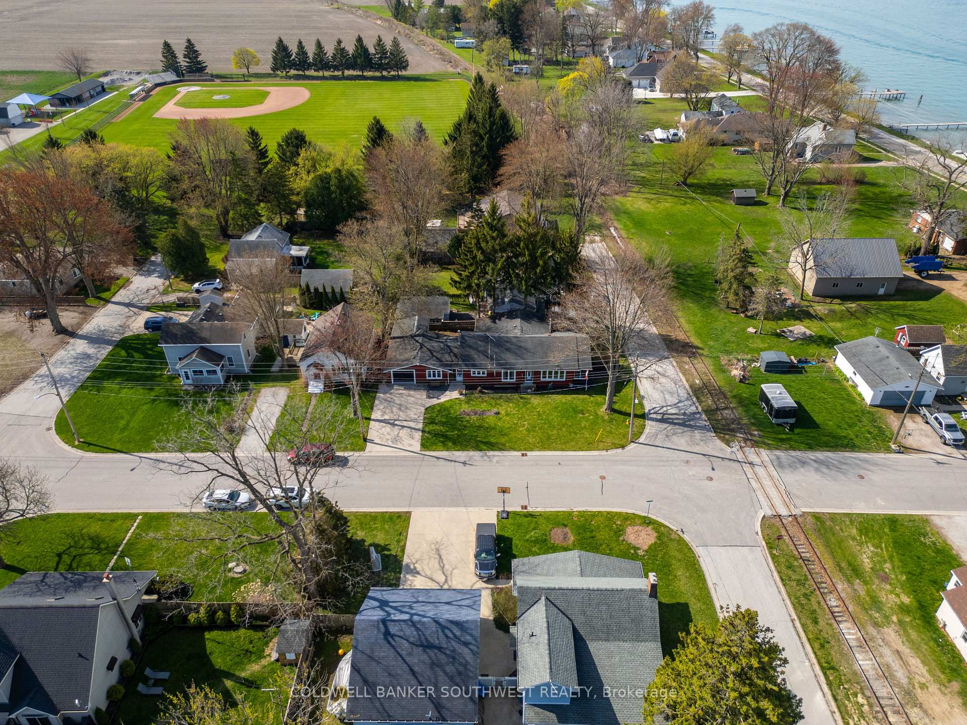 Photo 31 of 479 William Street, St. Clair — HOMEH