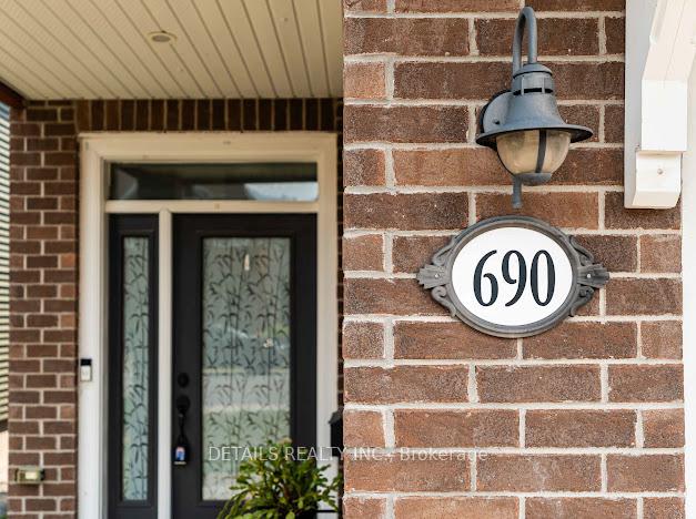 Photo 2 of 690 Vivera Place, Ottawa, Fringewood — HOMEH