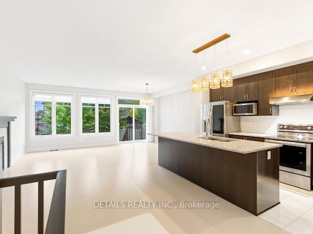 Photo 5 of 690 Vivera Place, Ottawa, Fringewood — HOMEH