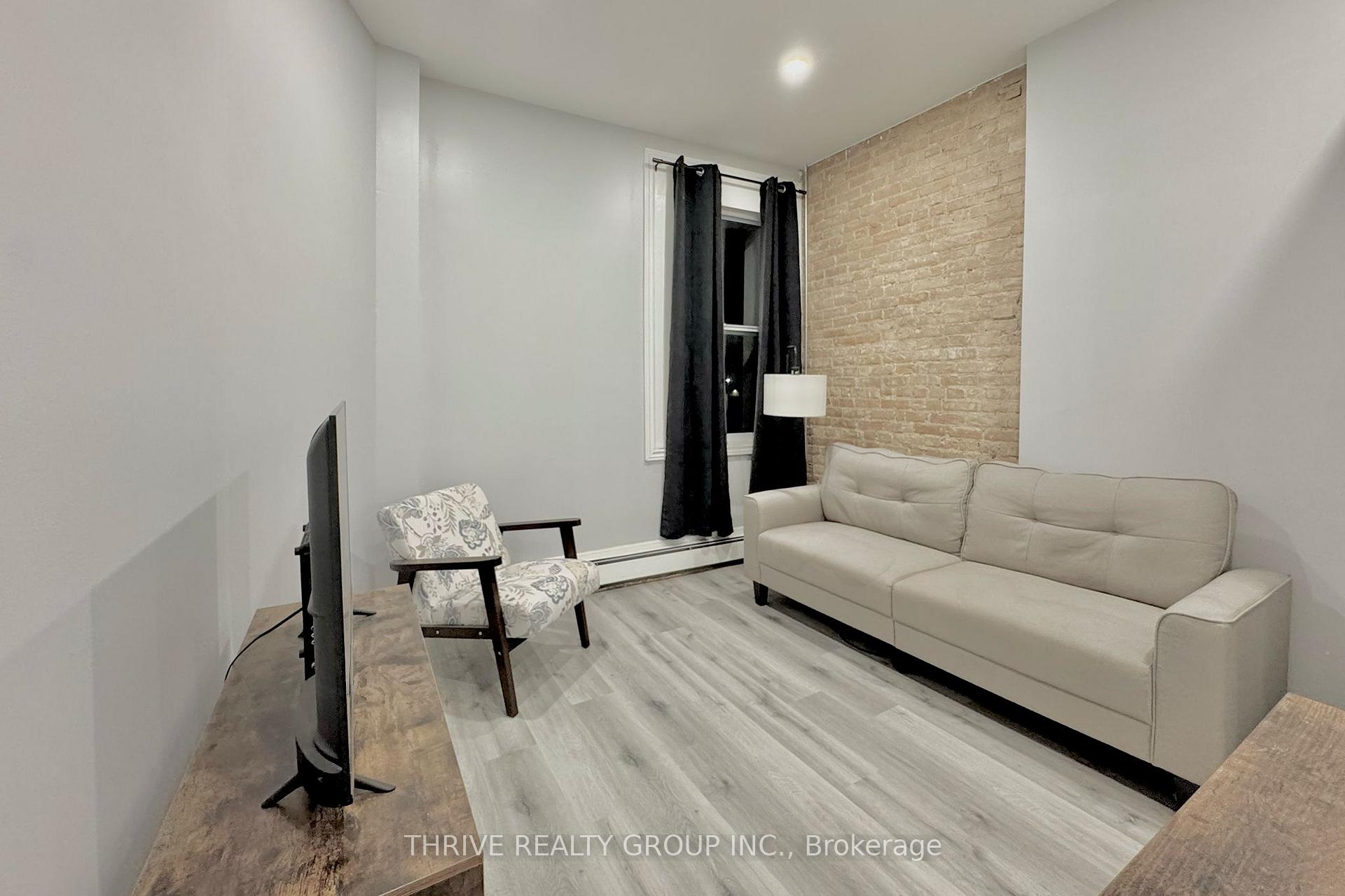 Photo 7 of Unit 12, 268 Talbot Street, St. Thomas — HOMEH