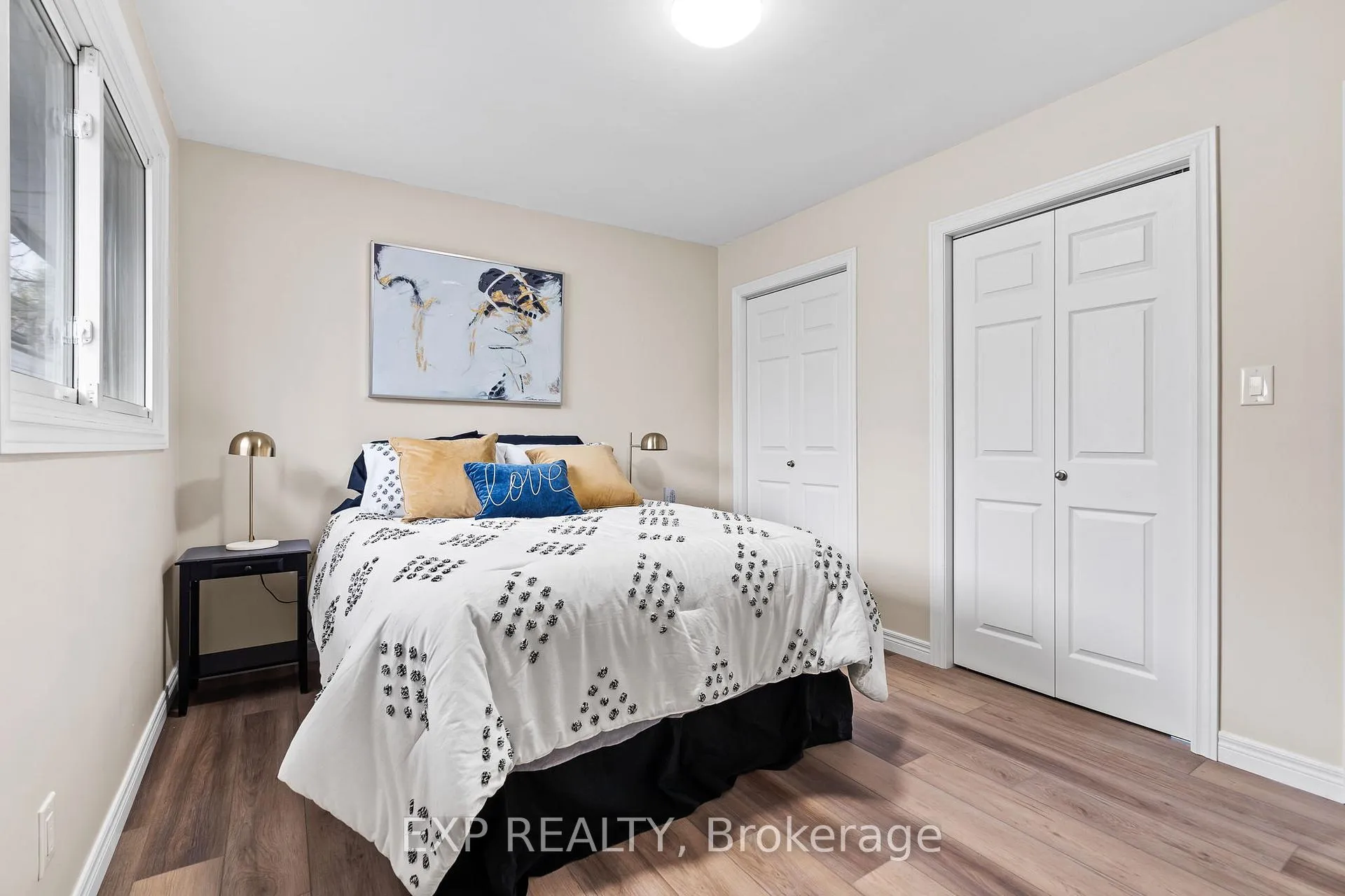 Photo 17 of 51 Burness Drive, St. Catharines, Secord Woods — HOMEH