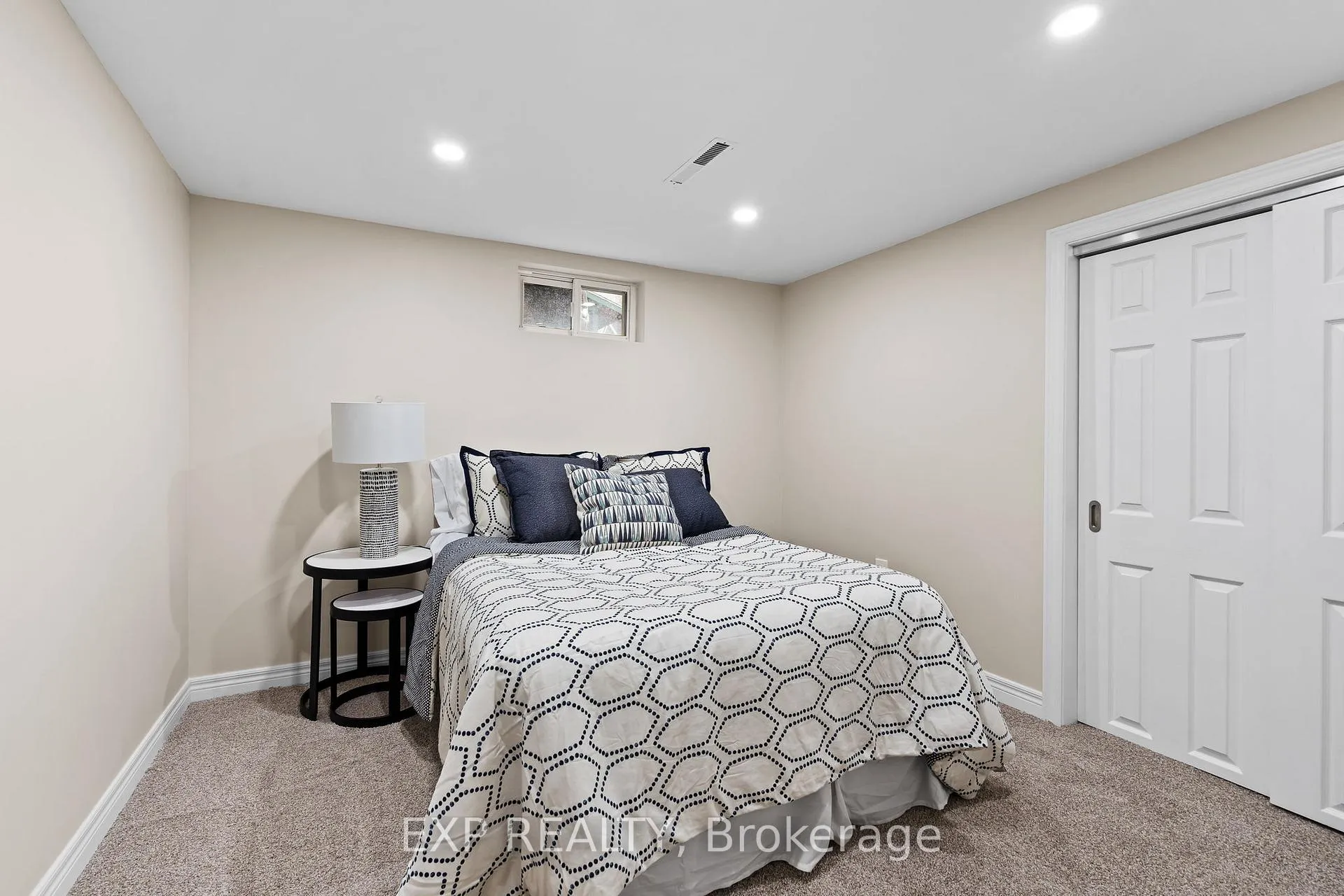 Photo 29 of 51 Burness Drive, St. Catharines, Secord Woods — HOMEH