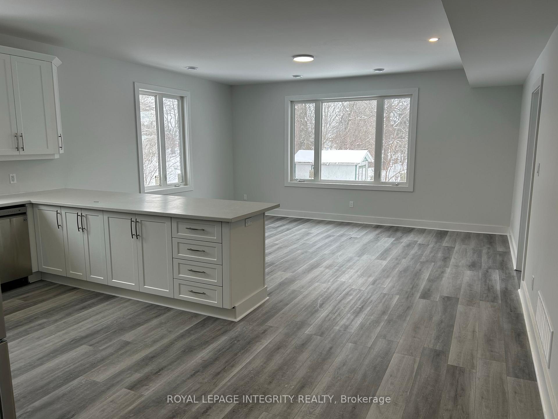Photo 4 of Unit 4, 82 Christopher Hamilton Street, Ottawa, Richmond — HOMEH