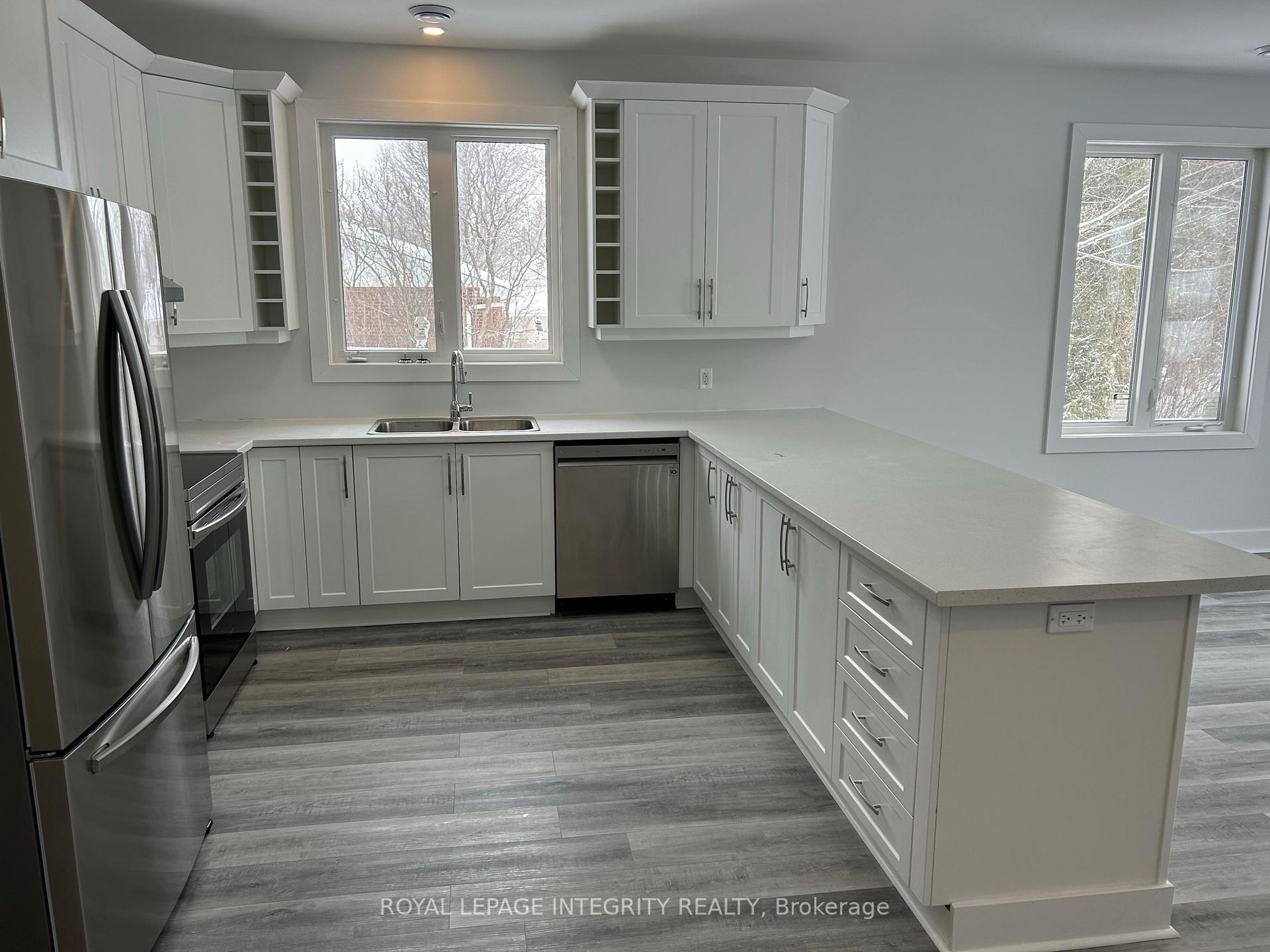Photo 8 of Unit 4, 82 Christopher Hamilton Street, Ottawa, Richmond — HOMEH