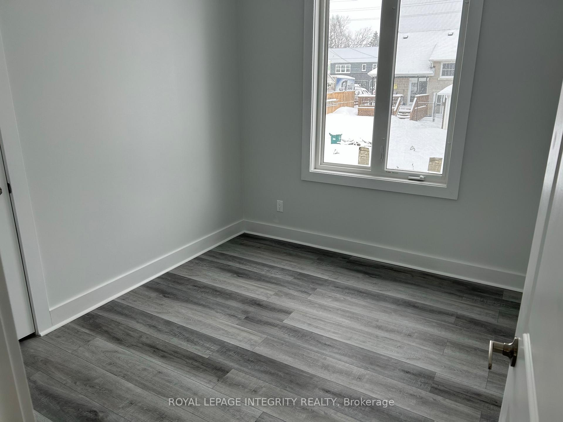 Photo 9 of Unit 4, 82 Christopher Hamilton Street, Ottawa, Richmond — HOMEH