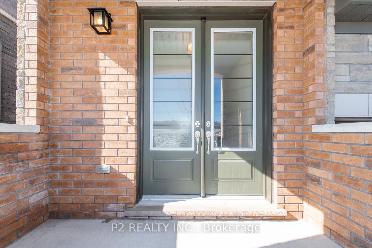 Photo 2 of 32 Wild Ginger Lane, Springwater, Midhurst — HOMEH