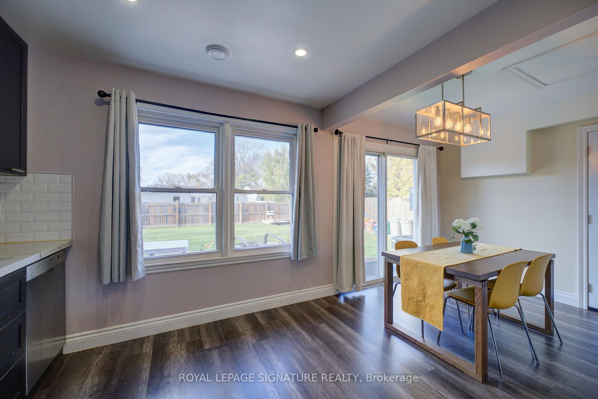 Photo 10 of 98 Jacobson Avenue W, St. Catharines, Glendale/Glenridge — HOMEH