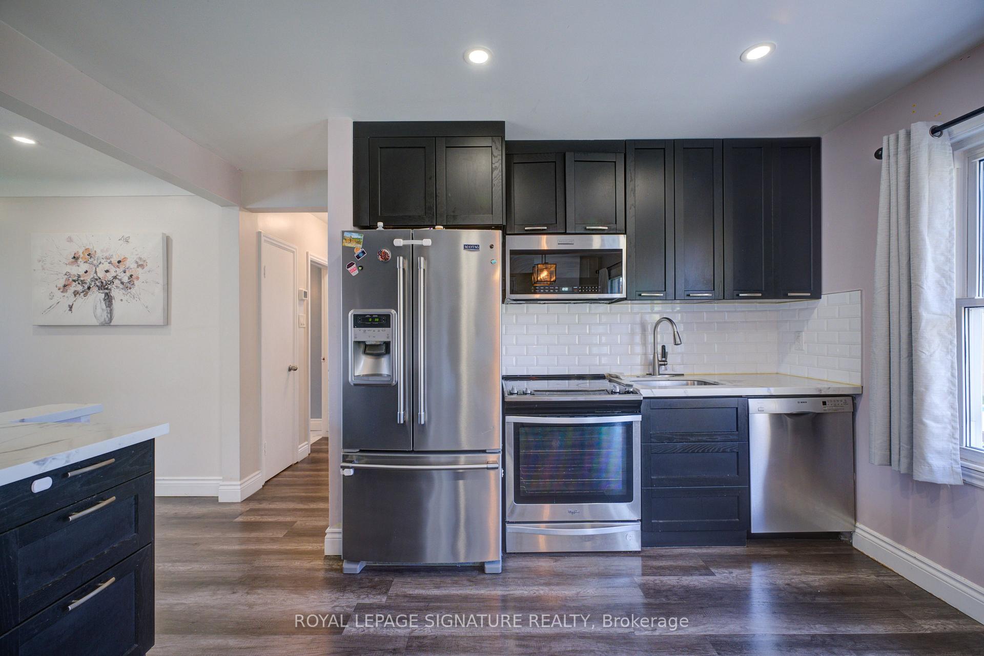 Photo 14 of 98 Jacobson Avenue W, St. Catharines, Glendale/Glenridge — HOMEH