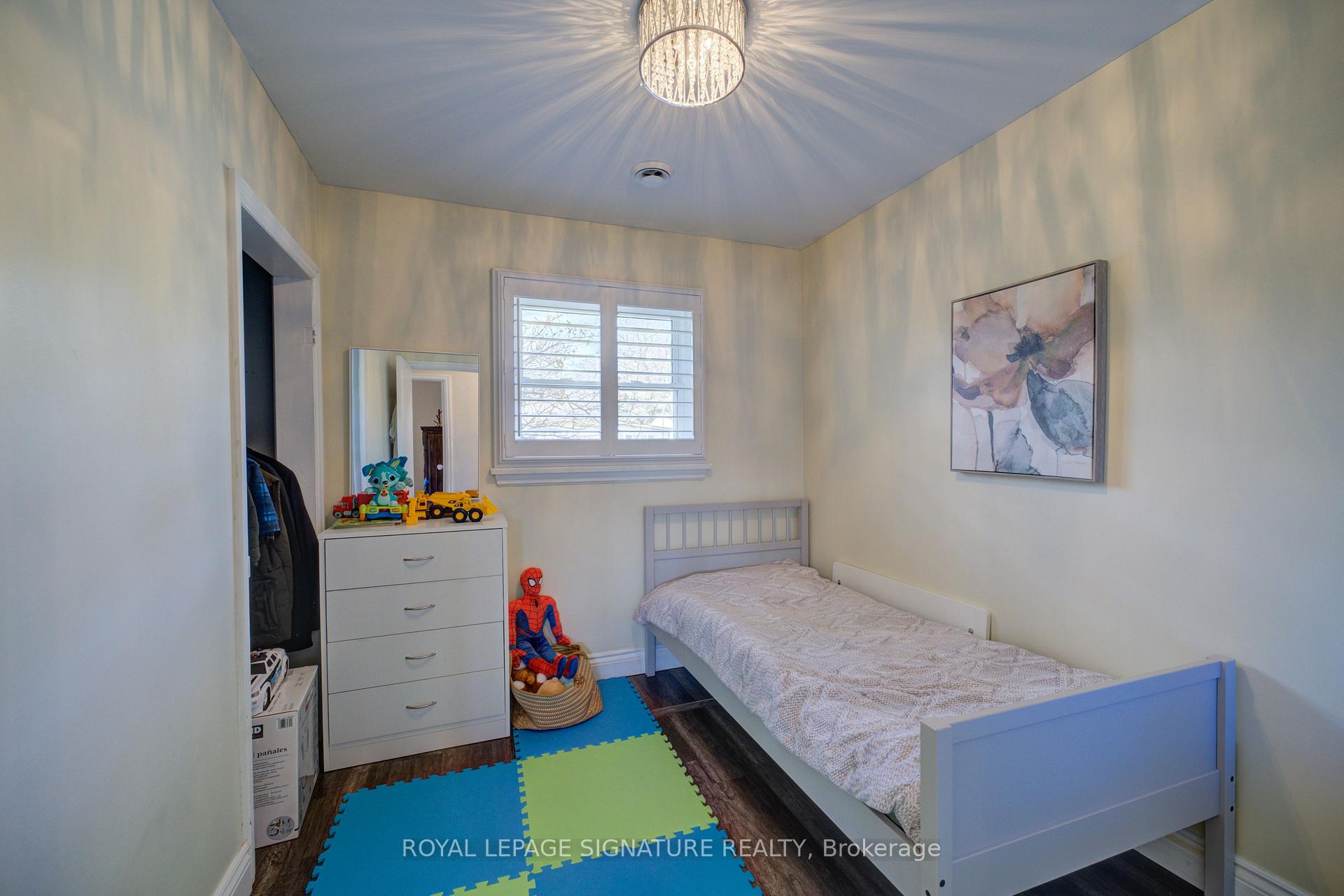 Photo 21 of 98 Jacobson Avenue W, St. Catharines, Glendale/Glenridge — HOMEH